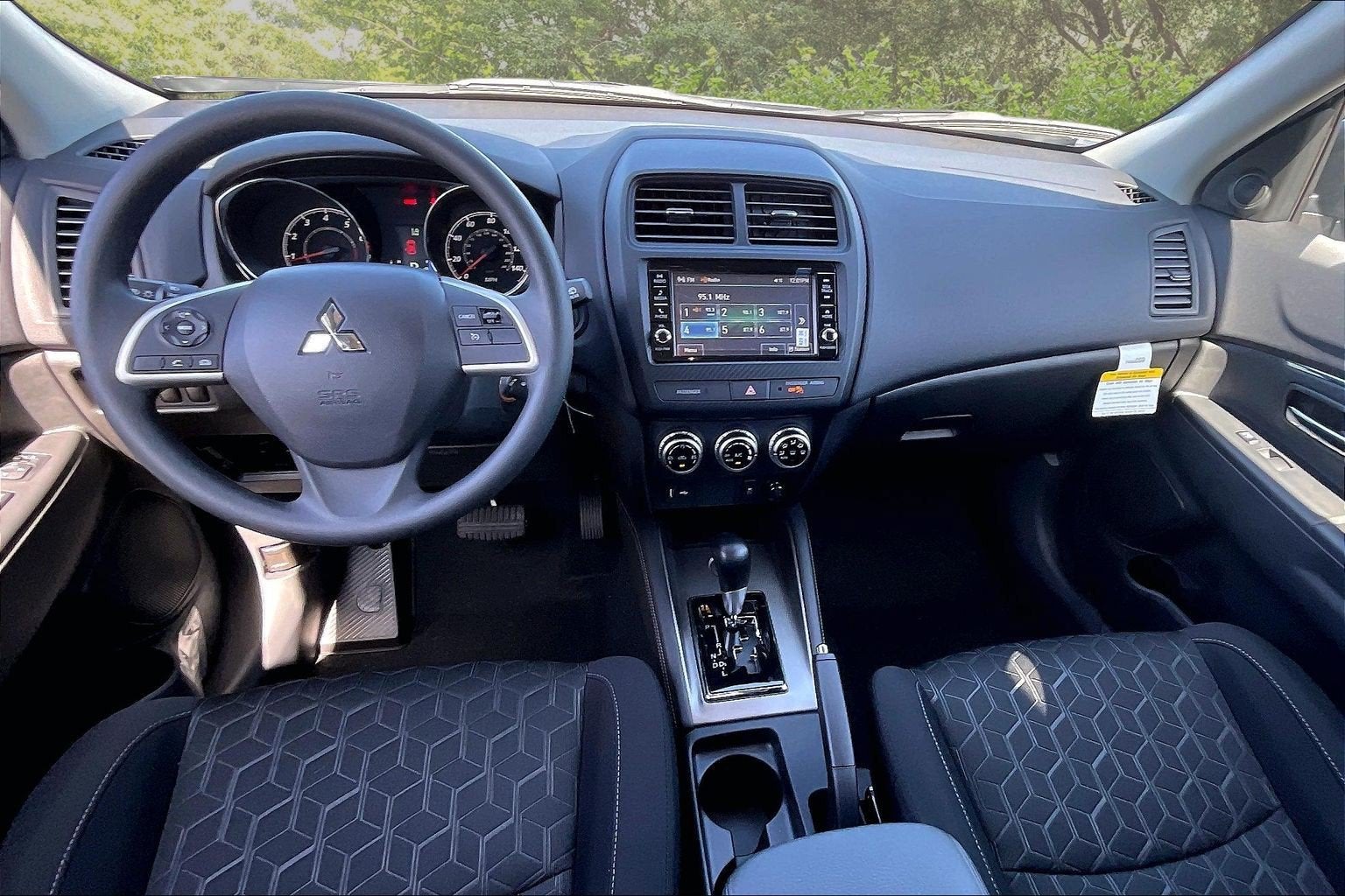 2027 Mitsubishi Outlander Sport Base