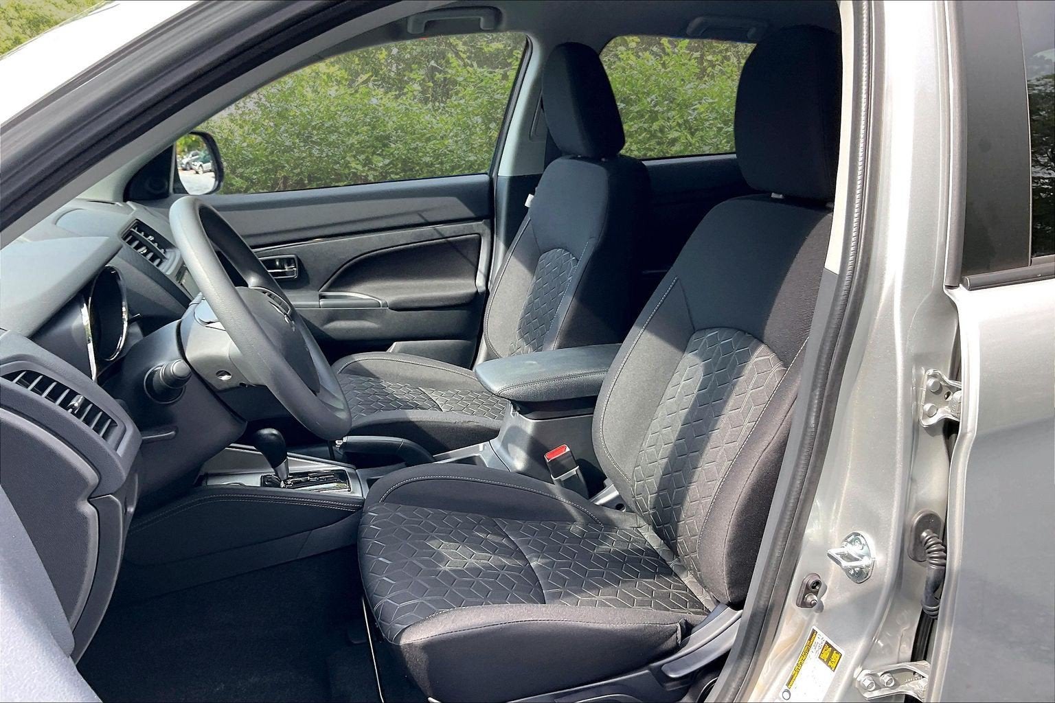 2027 Mitsubishi Outlander Sport Base