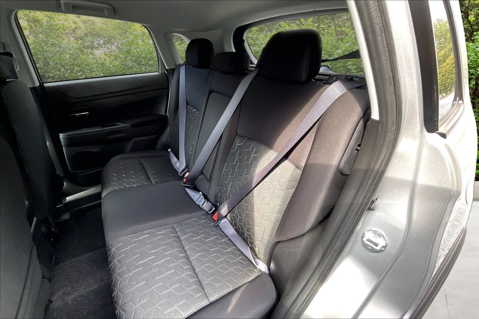 2027 Mitsubishi Outlander Sport Base
