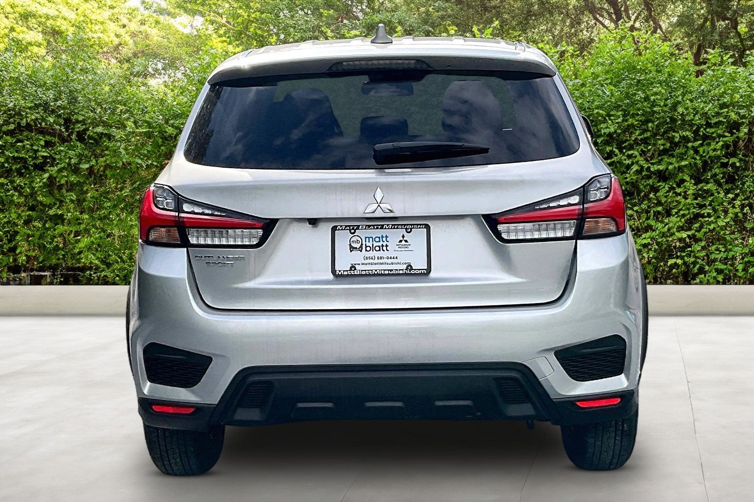 2027 Mitsubishi Outlander Sport Base
