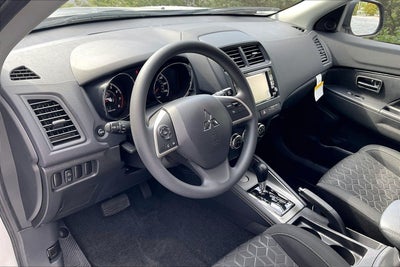 2027 Mitsubishi Outlander Sport Base