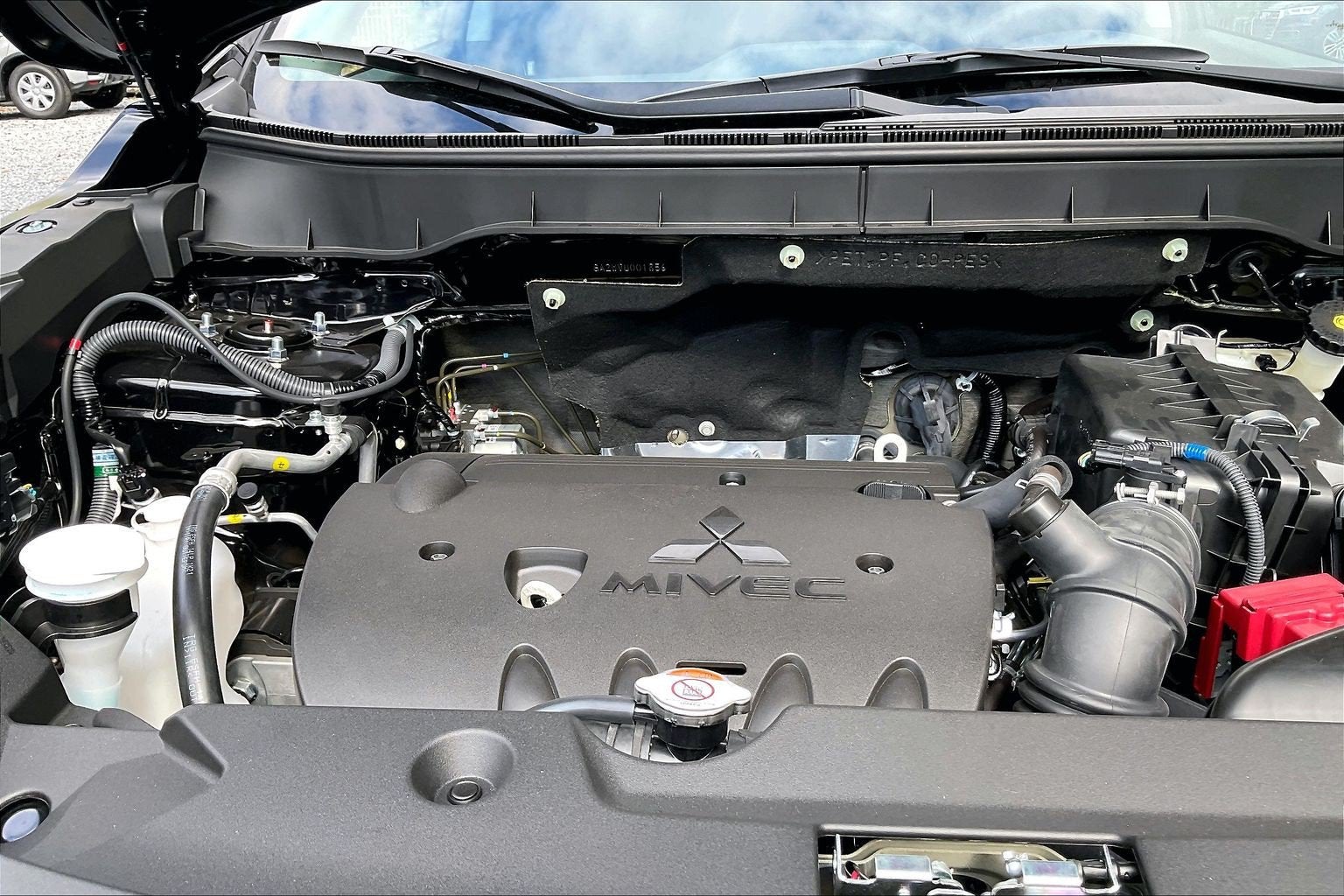 2027 Mitsubishi Outlander Sport LE