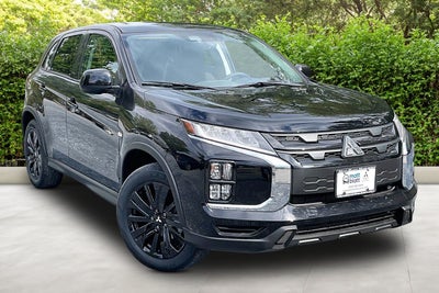 2027 Mitsubishi Outlander Sport LE