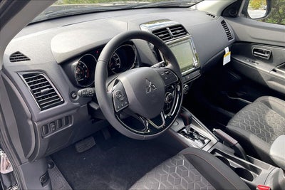 2027 Mitsubishi Outlander Sport LE