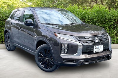 2027 Mitsubishi Outlander Sport LE