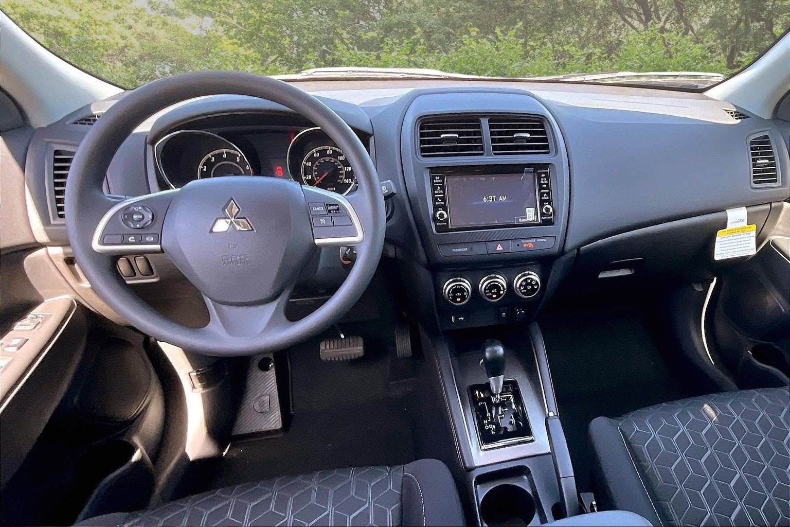 2027 Mitsubishi Outlander Sport Base