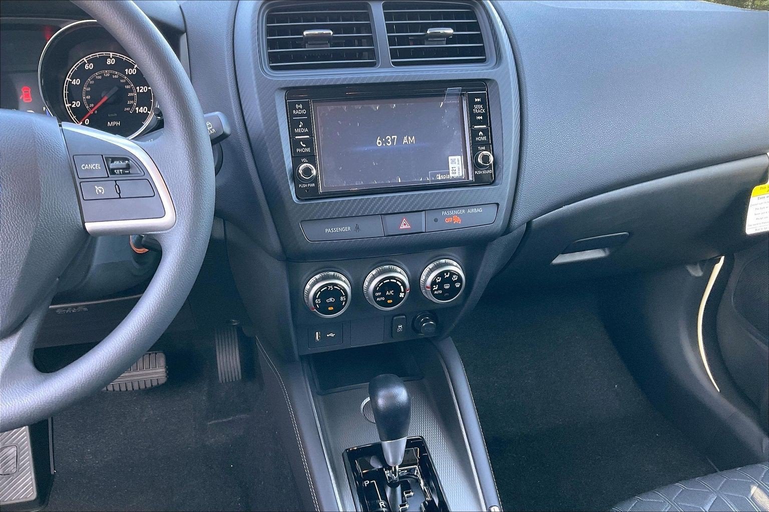 2027 Mitsubishi Outlander Sport Base