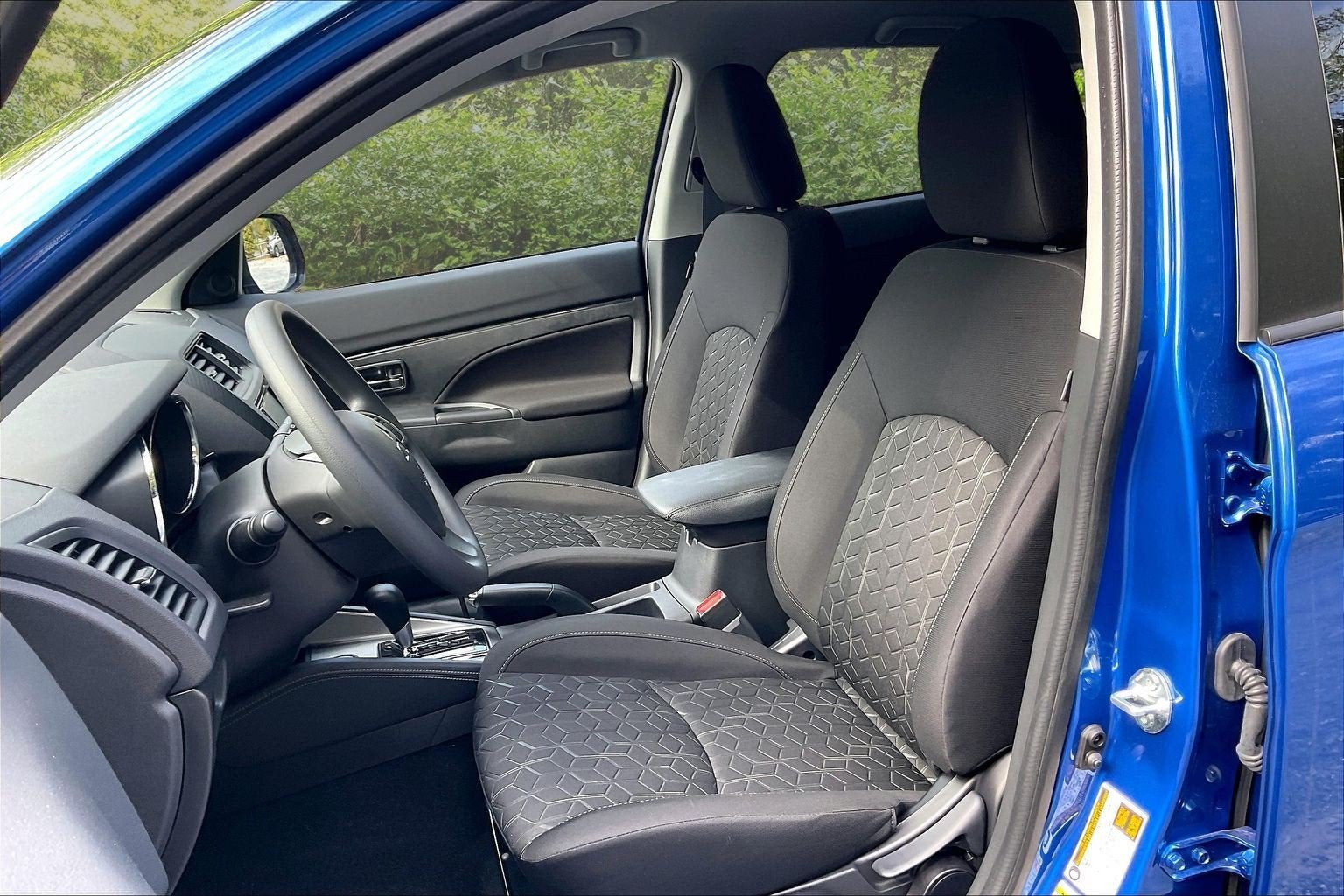 2027 Mitsubishi Outlander Sport Base