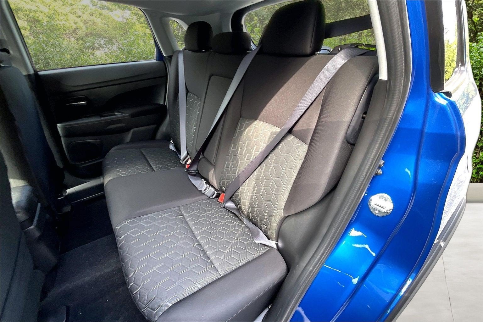 2027 Mitsubishi Outlander Sport Base