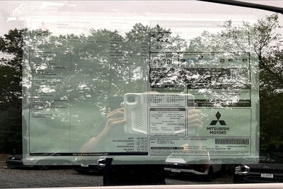 2027 Mitsubishi Outlander Sport LE