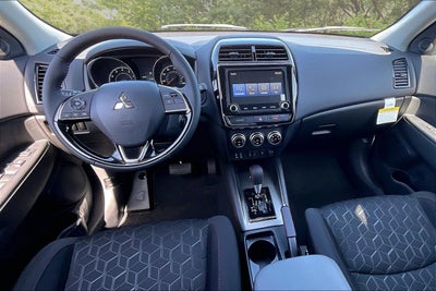 2027 Mitsubishi Outlander Sport LE