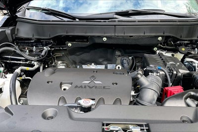 2027 Mitsubishi Outlander Sport LE
