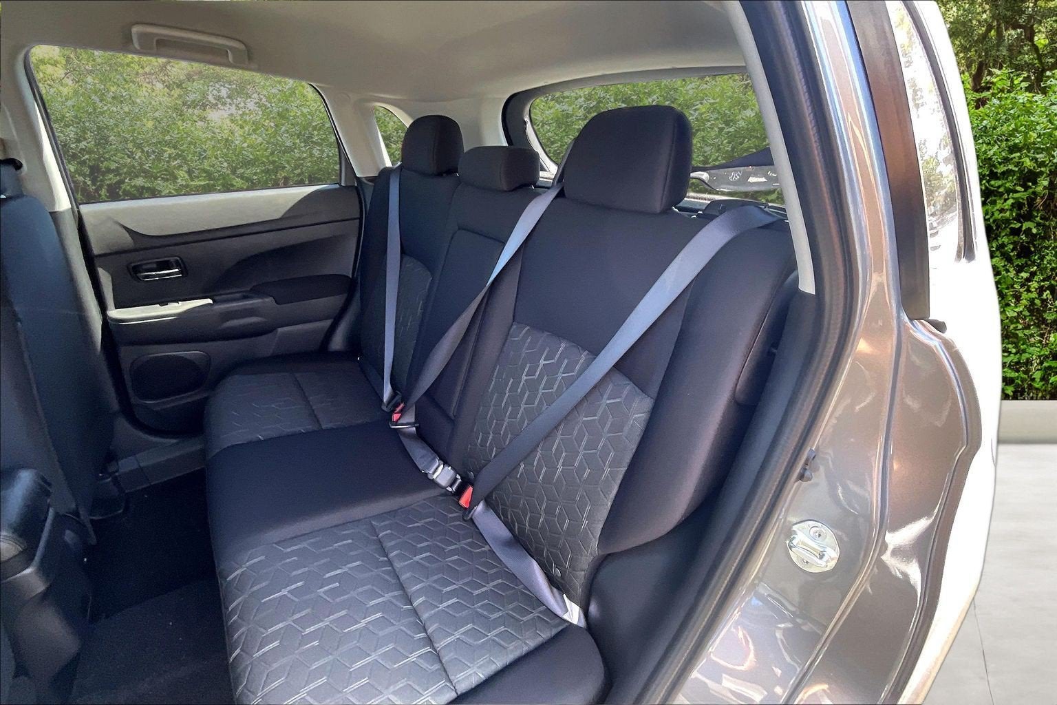 2027 Mitsubishi Outlander Sport Base