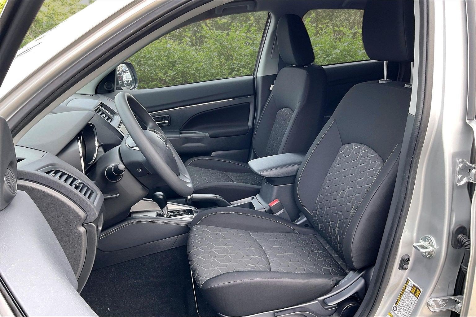 2027 Mitsubishi Outlander Sport Base