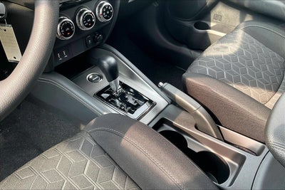 2026 Mitsubishi Outlander Sport LE
