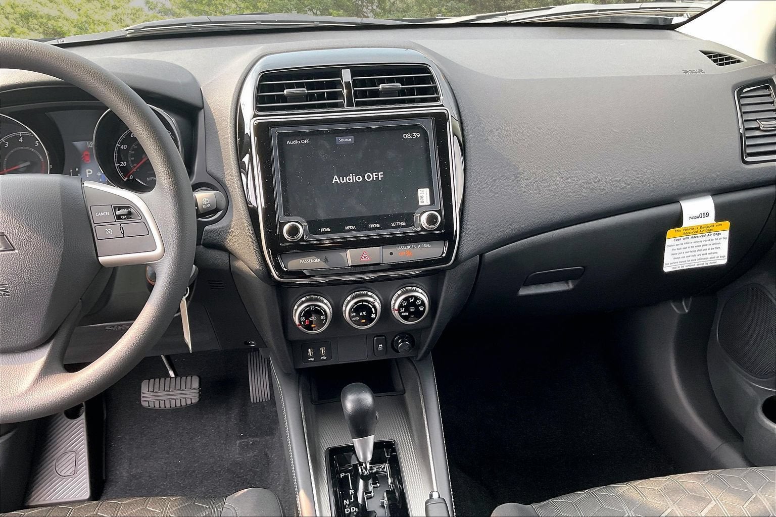 2026 Mitsubishi Outlander Sport LE