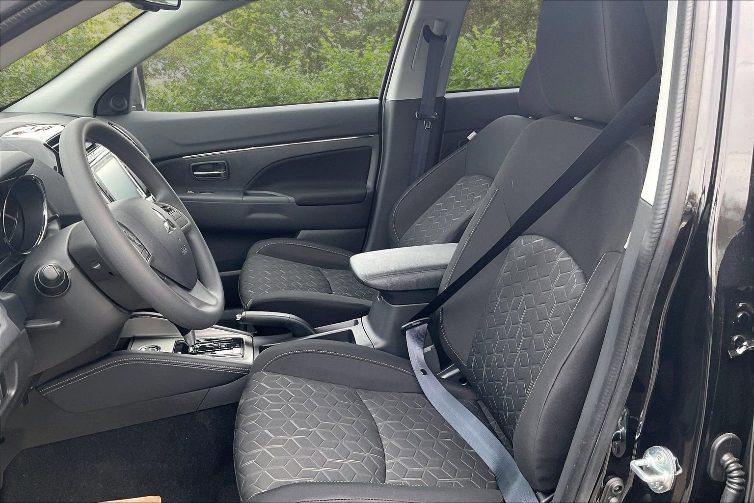 2026 Mitsubishi Outlander Sport ES