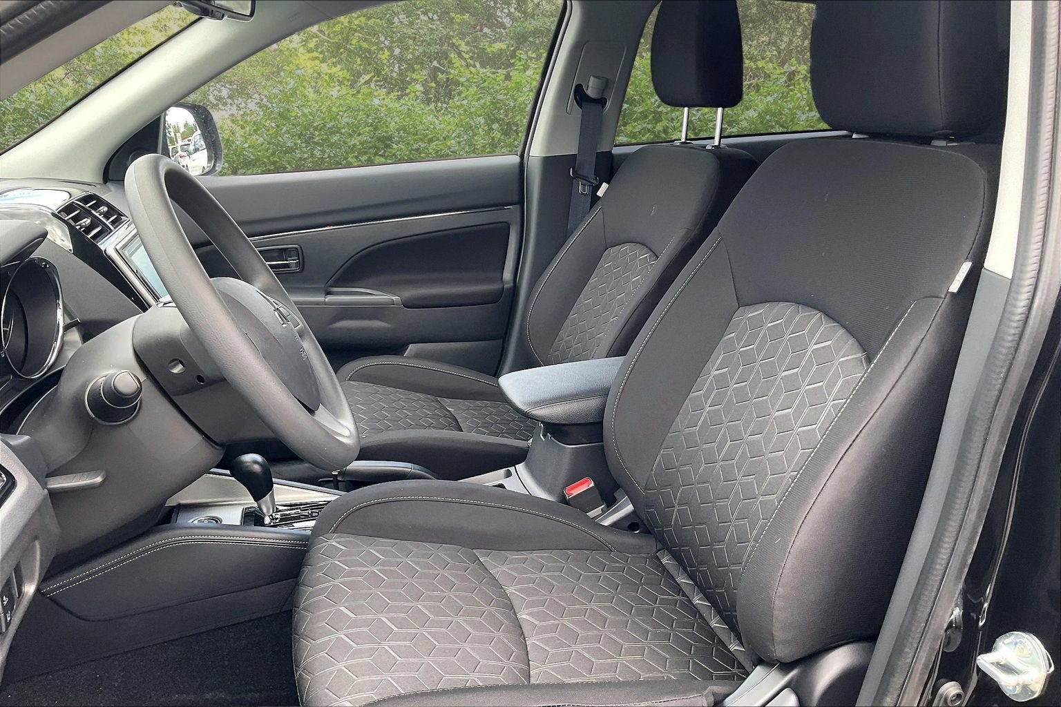 2026 Mitsubishi Outlander Sport ES