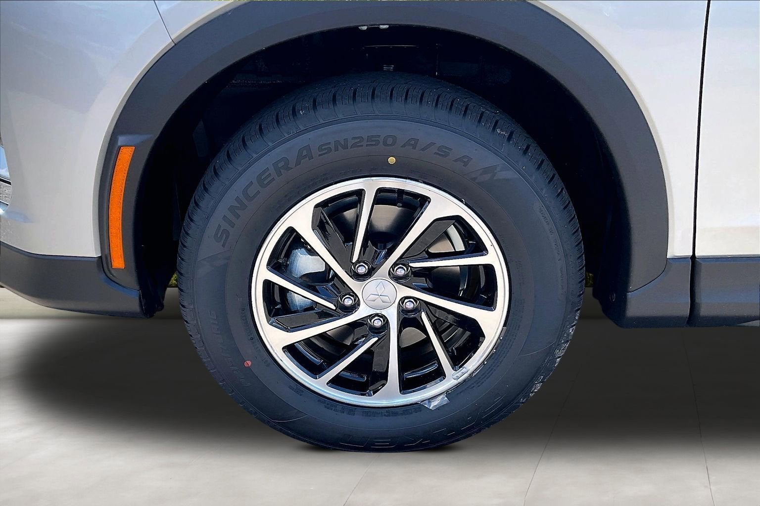 2026 Mitsubishi Eclipse Cross ES