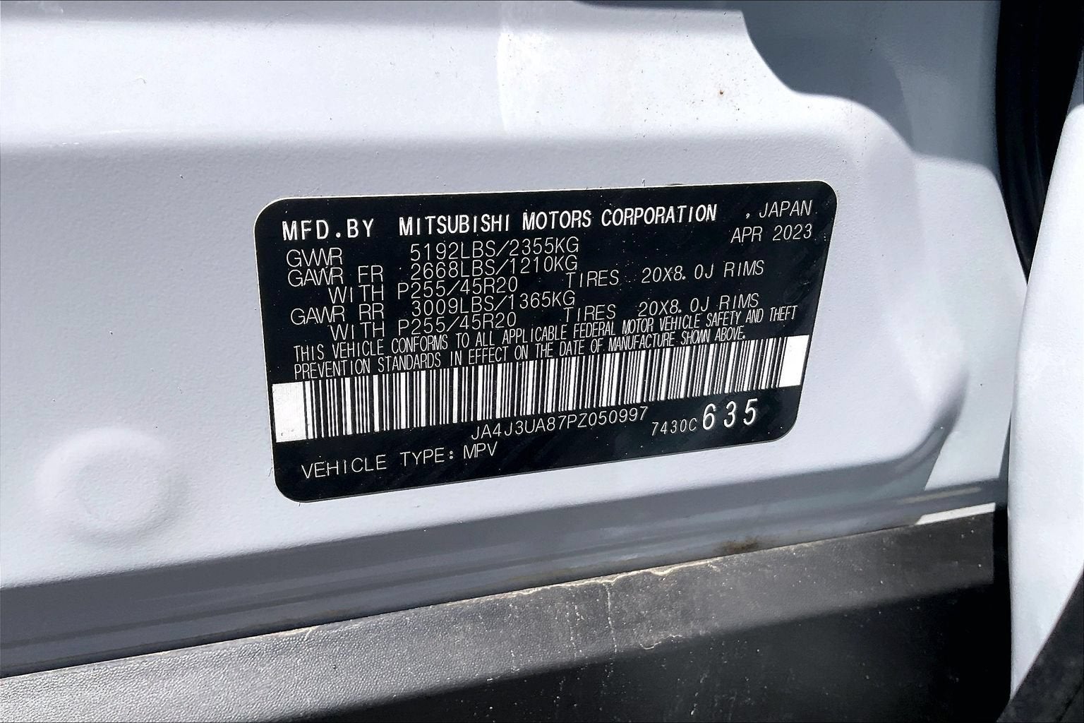2023 Mitsubishi Outlander SE