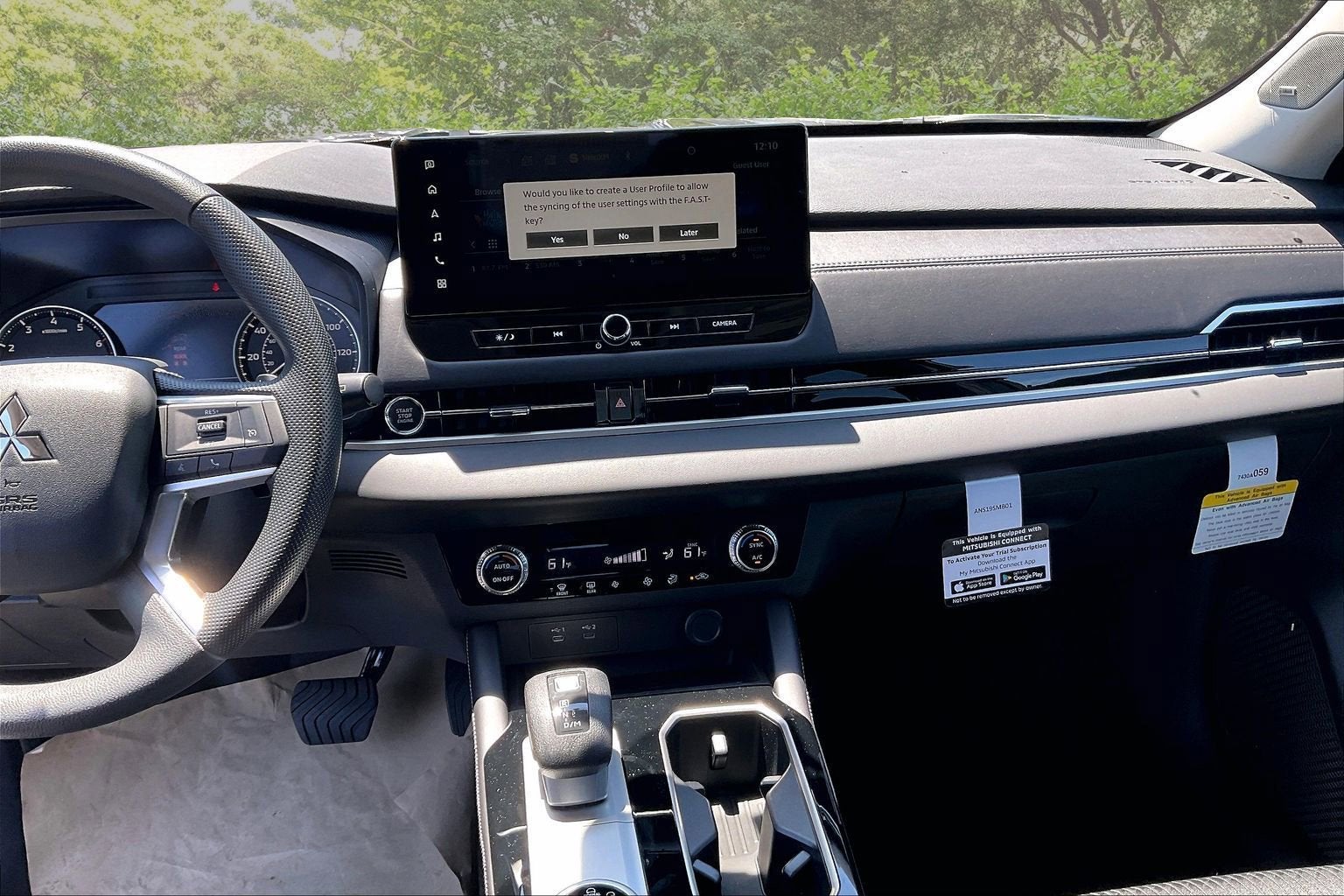 2026 Mitsubishi Outlander ES