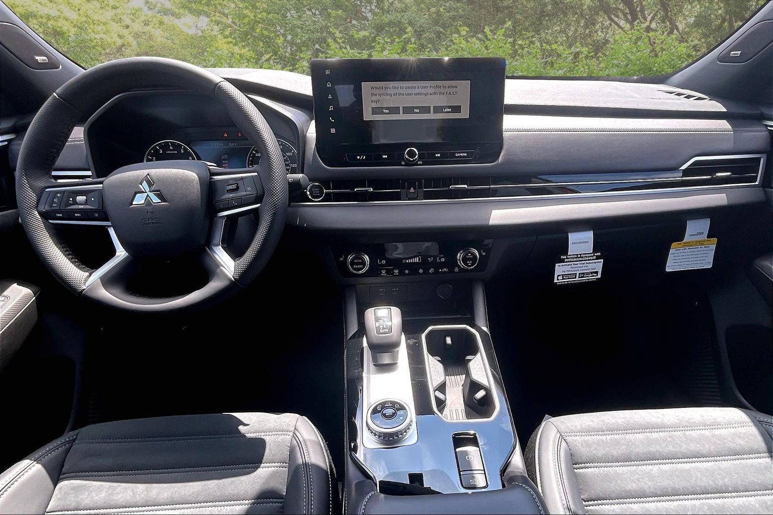 2026 Mitsubishi Outlander ES