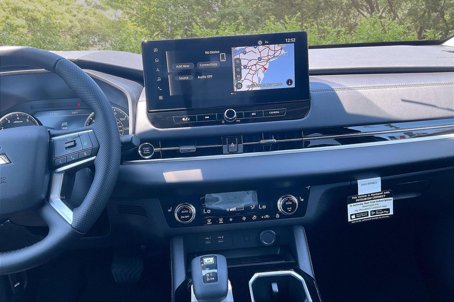 2026 Mitsubishi Outlander SE