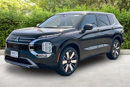 2026 Mitsubishi Outlander SE