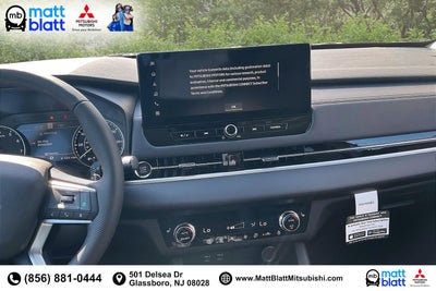 2026 Mitsubishi Outlander SE