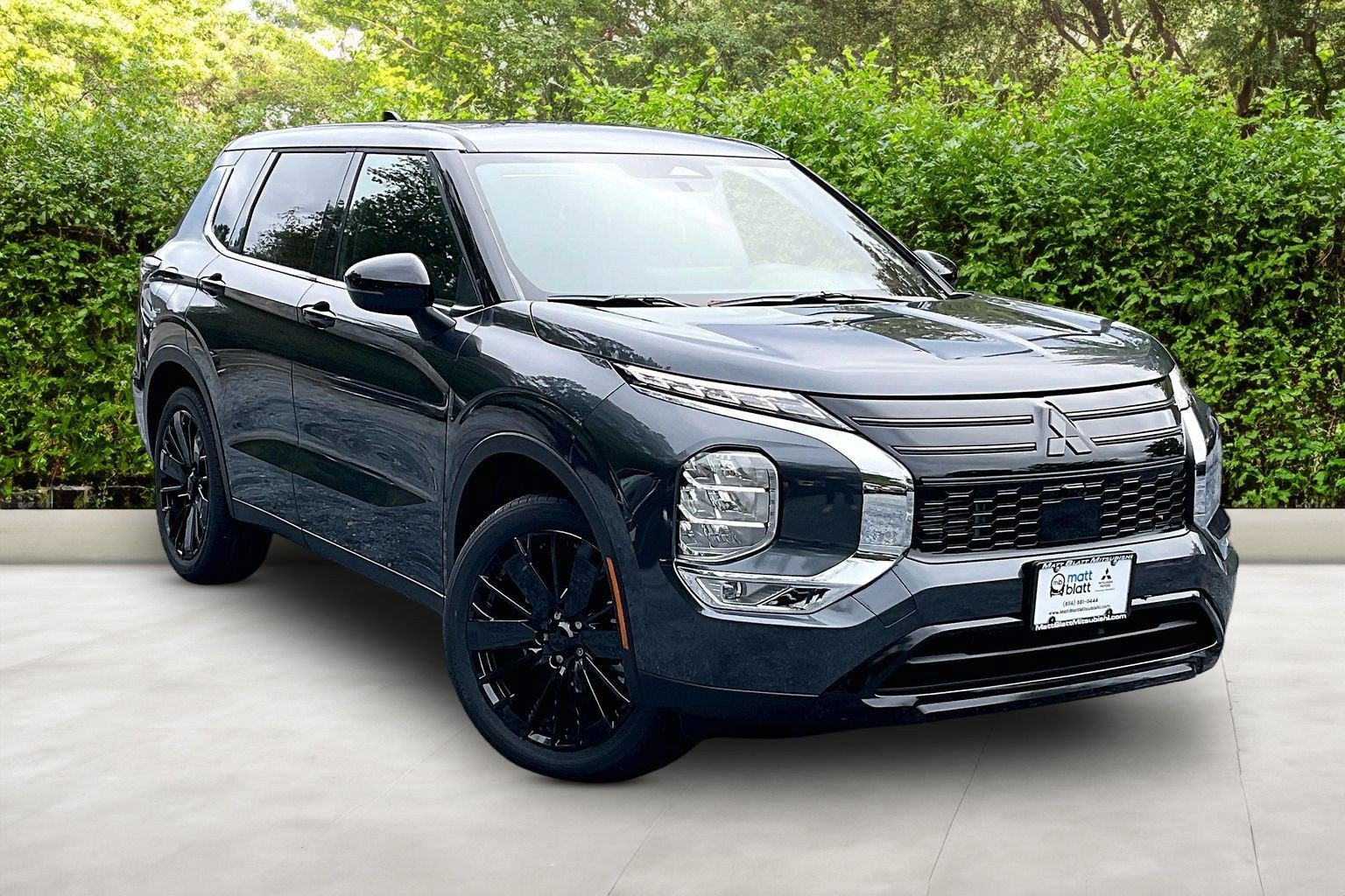 2026 Mitsubishi Outlander LE