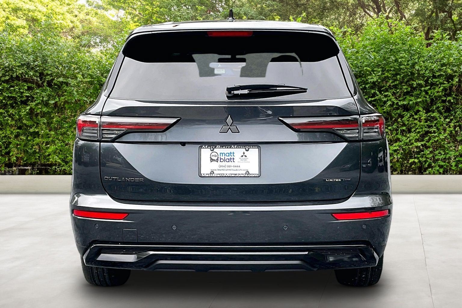 2026 Mitsubishi Outlander LE