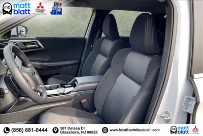 2025 Mitsubishi Outlander ES