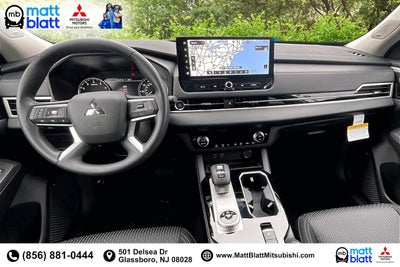 2025 Mitsubishi Outlander ES