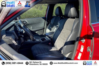 2023 Mitsubishi Outlander SE