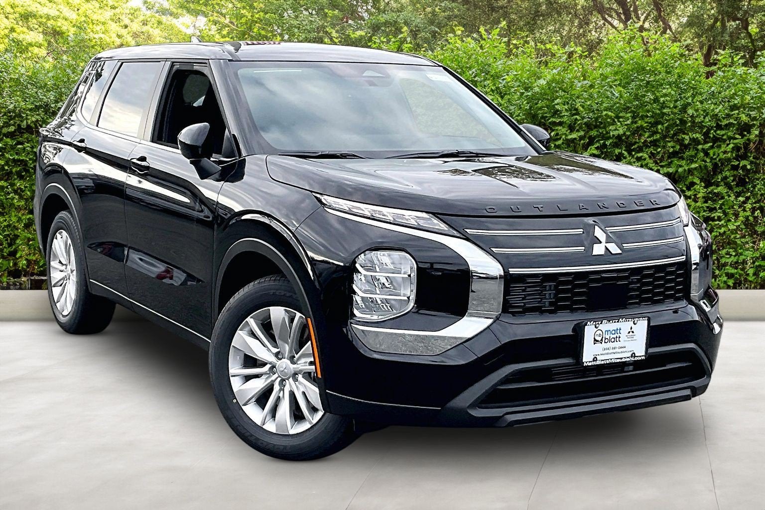 2026 Mitsubishi Outlander ES