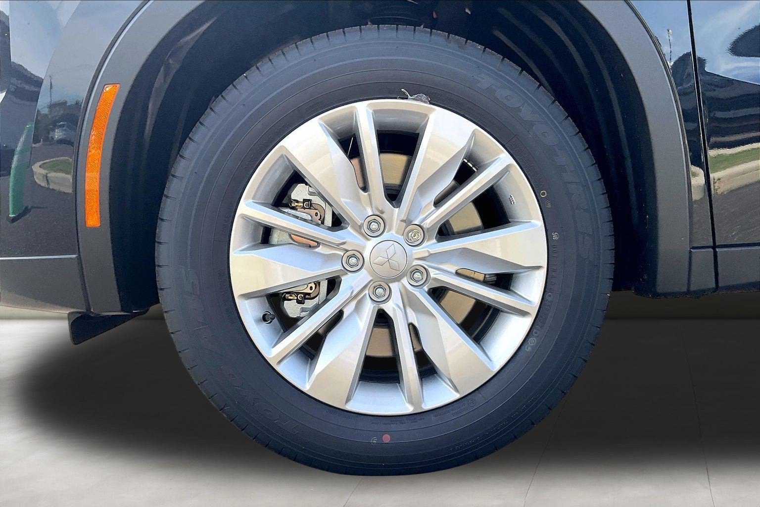2026 Mitsubishi Outlander ES