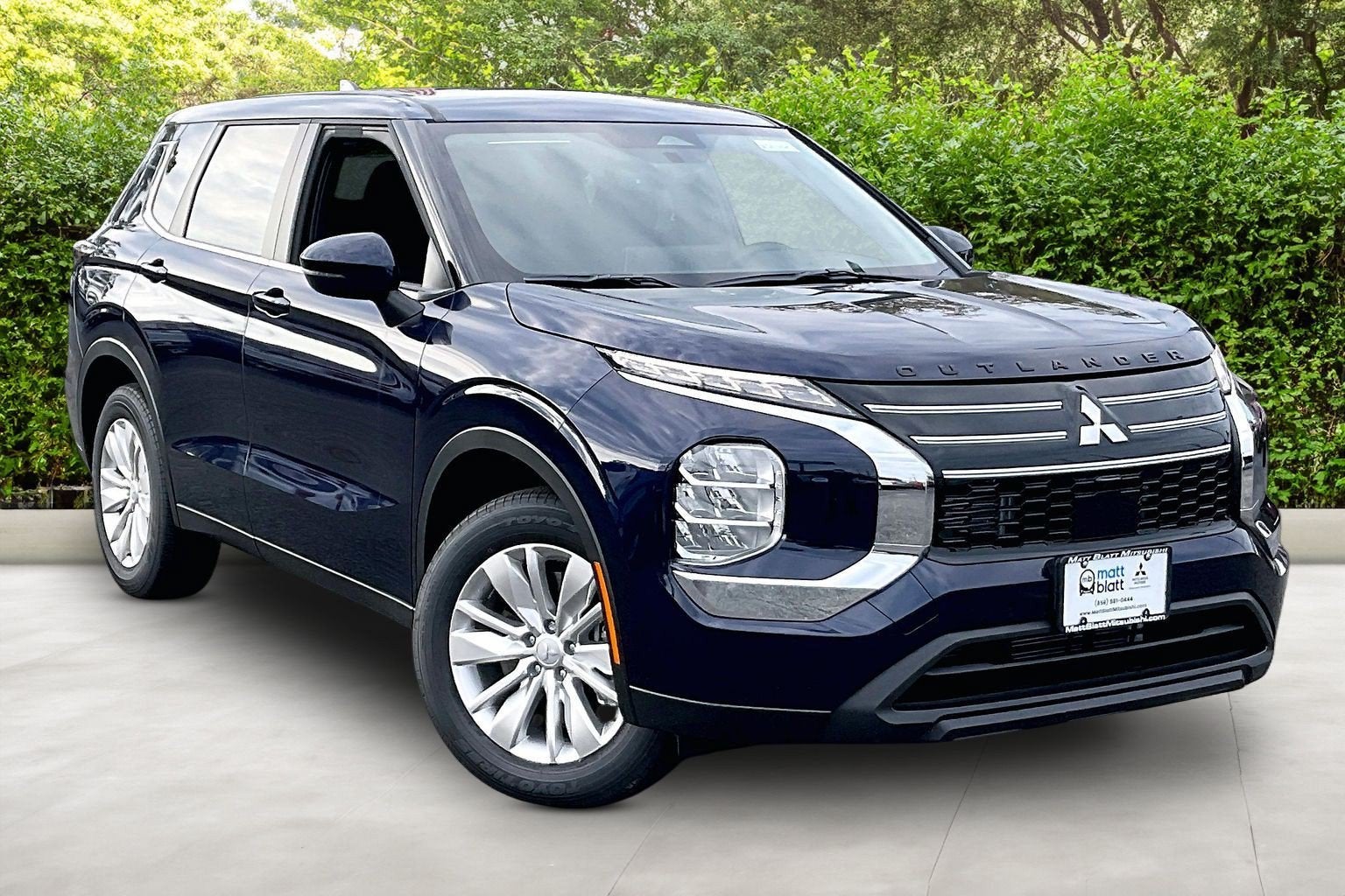 2026 Mitsubishi Outlander ES