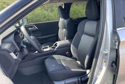 2026 Mitsubishi Outlander ES