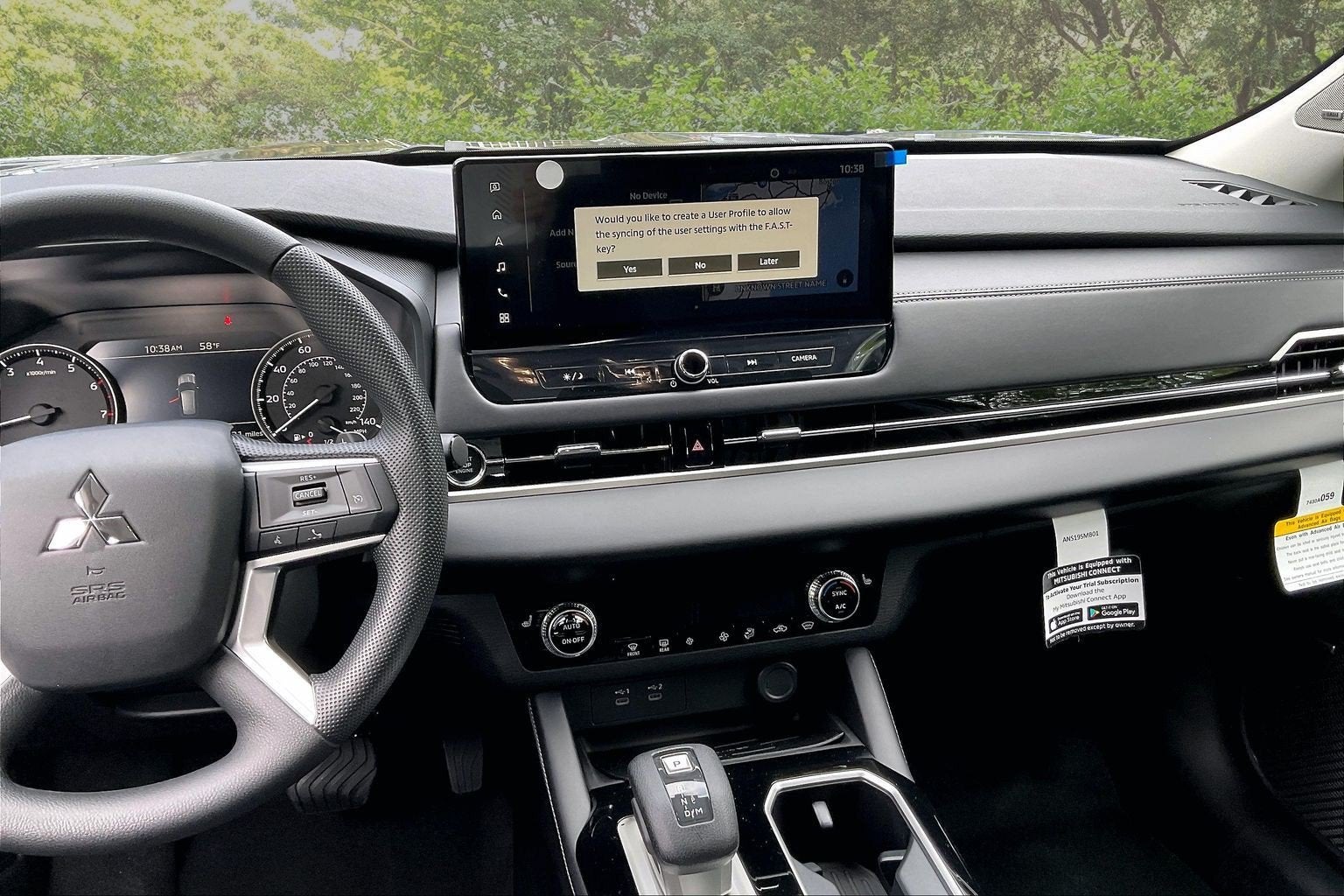 2026 Mitsubishi Outlander ES