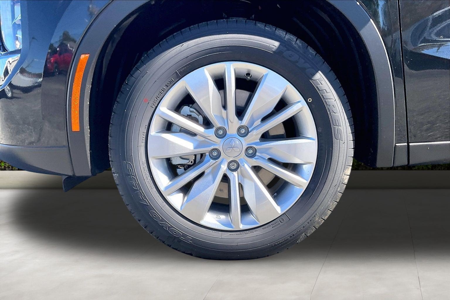 2026 Mitsubishi Outlander ES