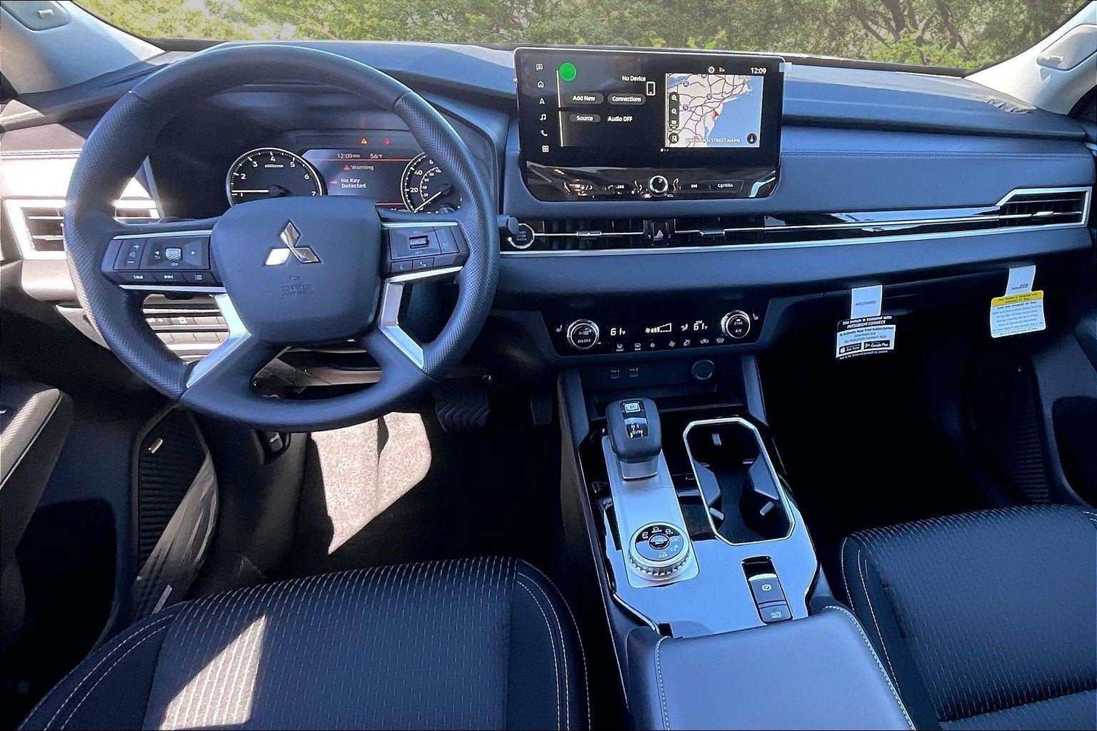 2026 Mitsubishi Outlander ES