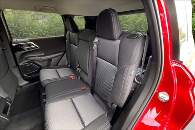 2026 Mitsubishi Outlander ES