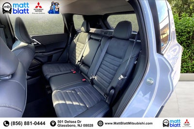 2025 Mitsubishi Outlander SE