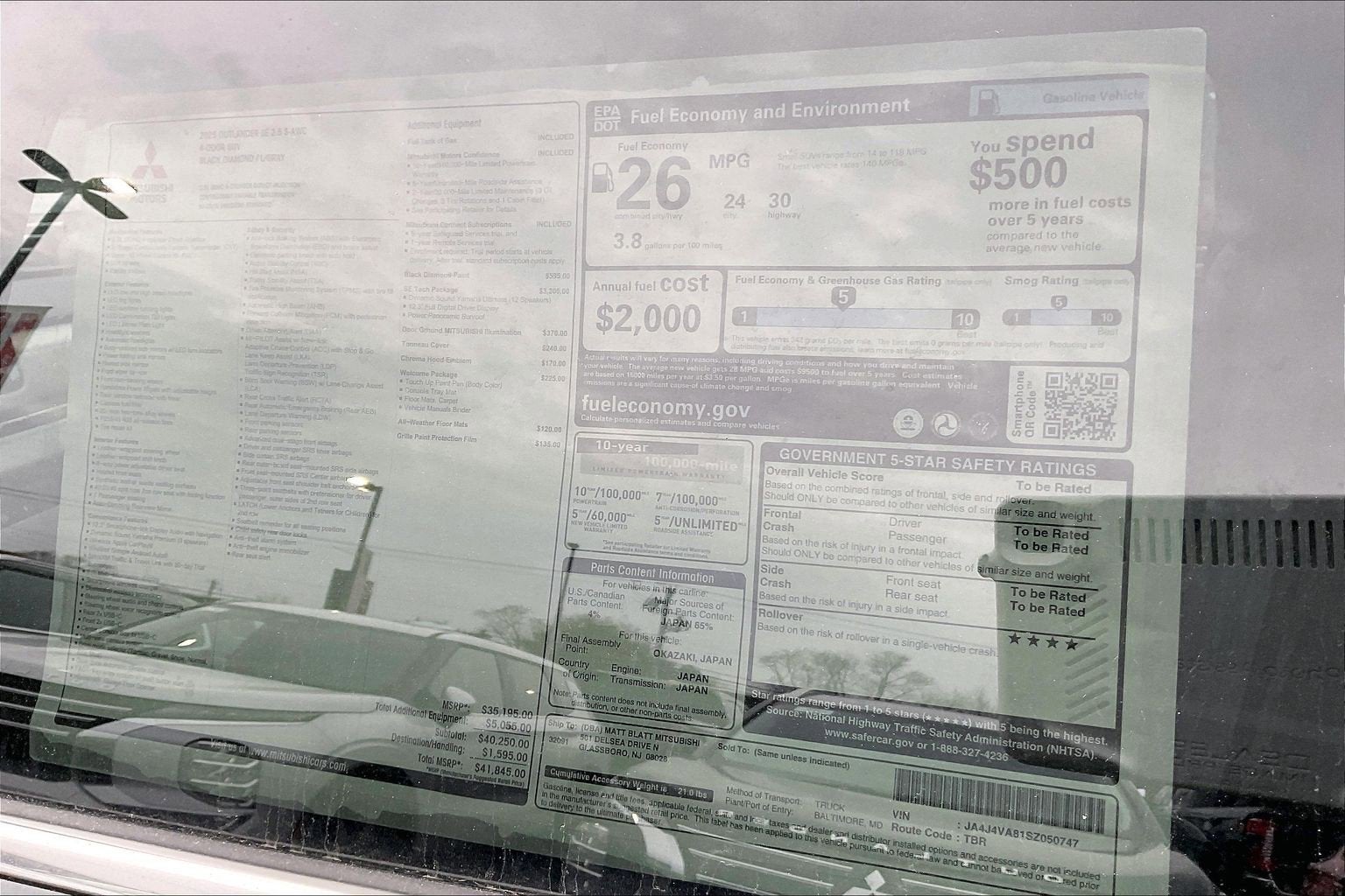 2025 Mitsubishi Outlander SE