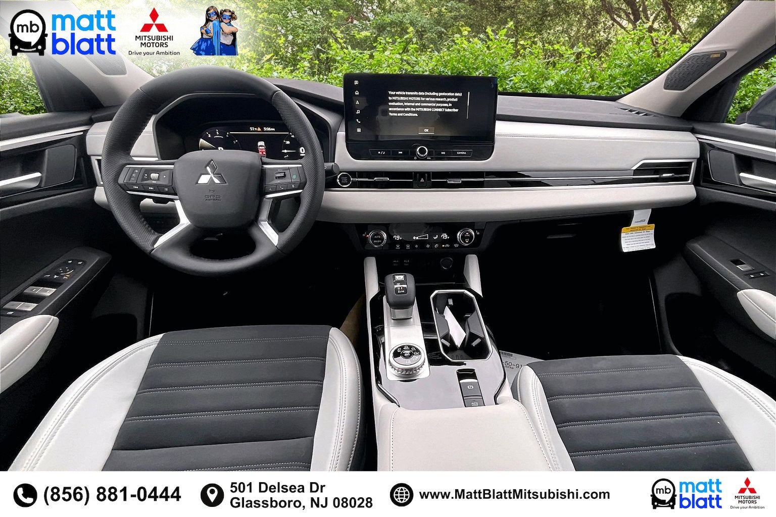 2025 Mitsubishi Outlander SE