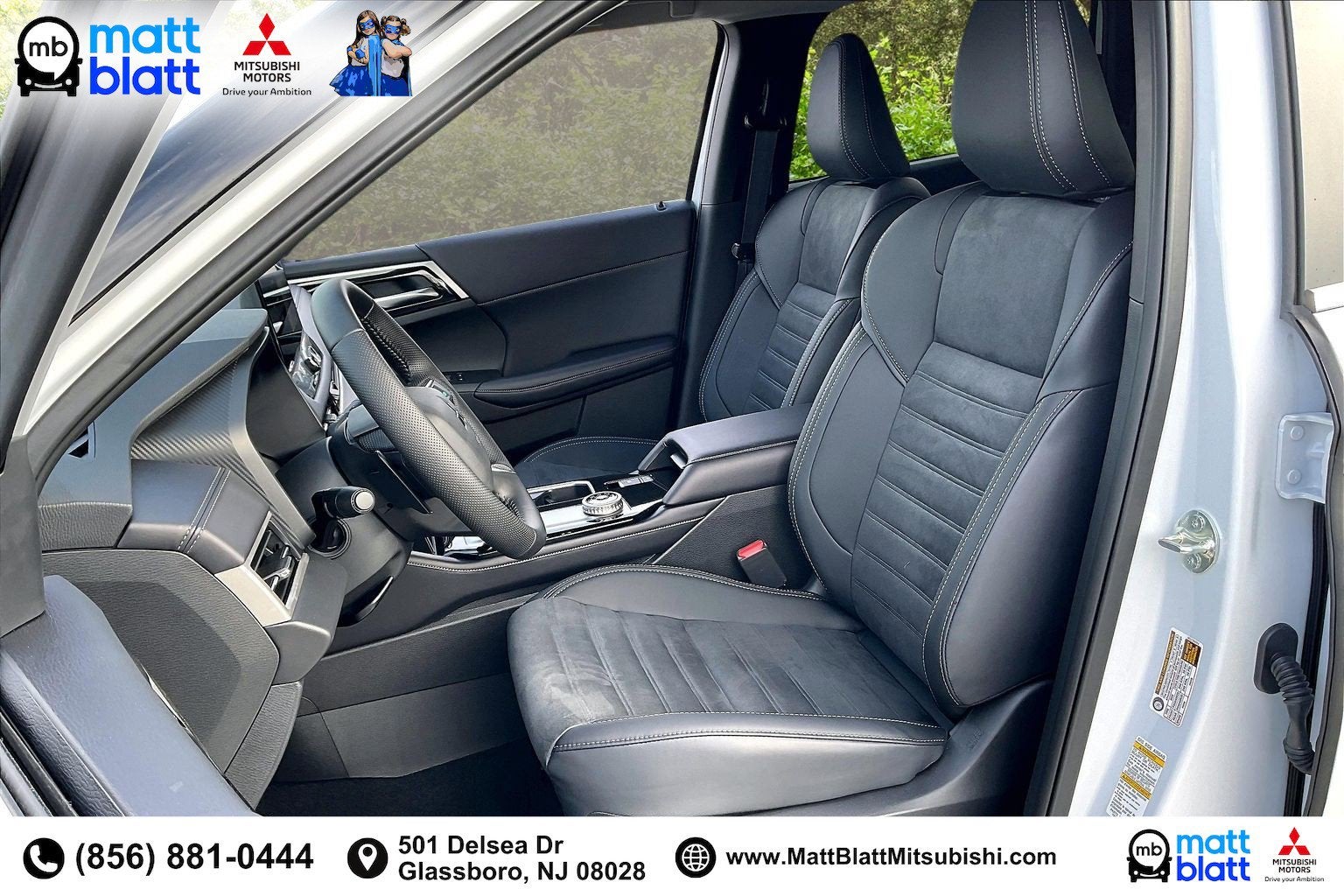 2025 Mitsubishi Outlander SE