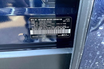 2025 Mitsubishi Outlander SE