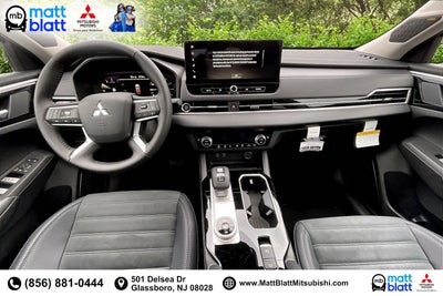 2025 Mitsubishi Outlander SE