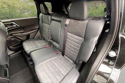 2026 Mitsubishi Outlander LE