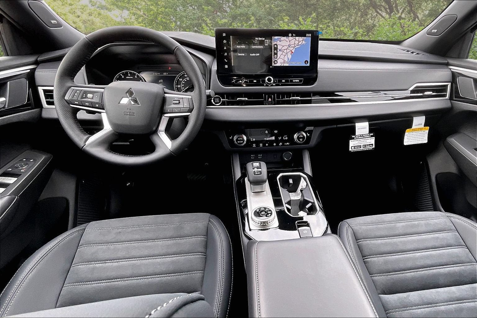 2026 Mitsubishi Outlander LE